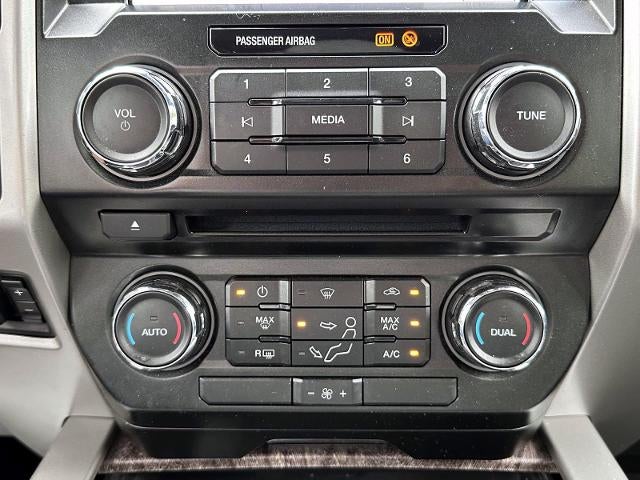 2017 Ford Super Duty F-250 SRW Lariat