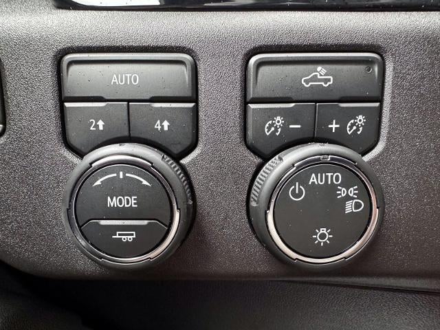 2024 Chevrolet Silverado 1500 LT - Photo 14