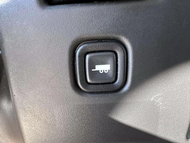 2025 Chevrolet Express Cargo Base