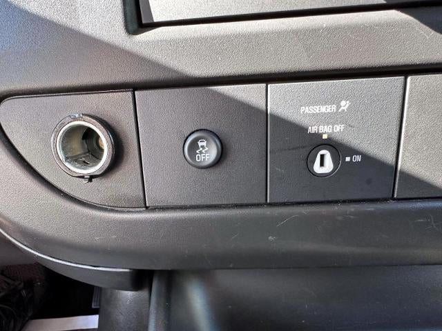 2025 Chevrolet Express Cargo Base