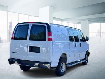 2025 Chevrolet Express Cargo Base