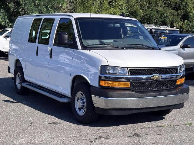 2025 Chevrolet Express Cargo Base