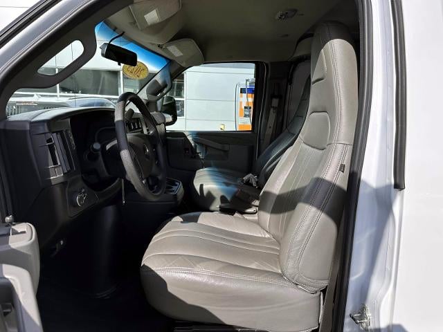 2025 Chevrolet Express Cargo Base