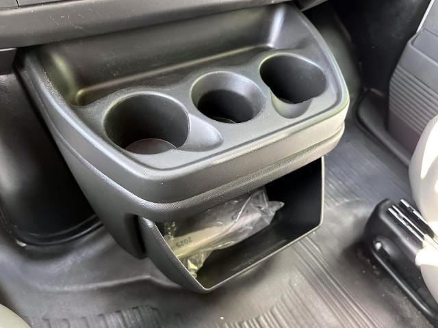 2025 Chevrolet Express Cargo Base