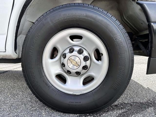 2025 Chevrolet Express Cargo Base