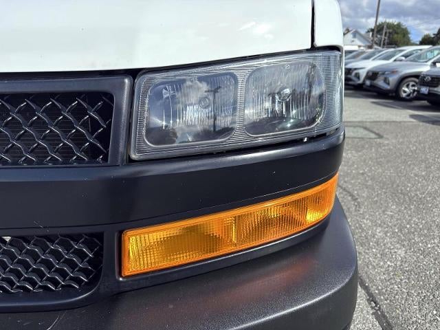 2025 Chevrolet Express Cargo Base