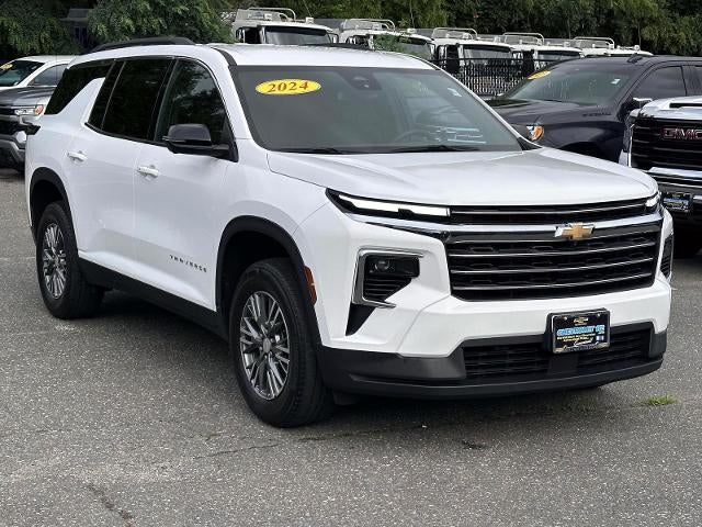 2024 Chevrolet Traverse LT