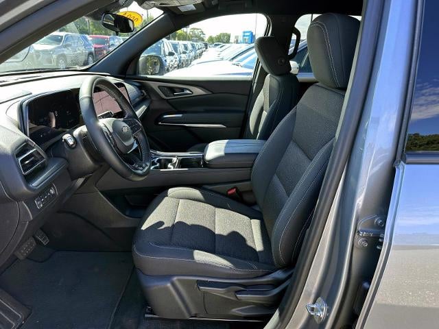 2024 Chevrolet Traverse LS