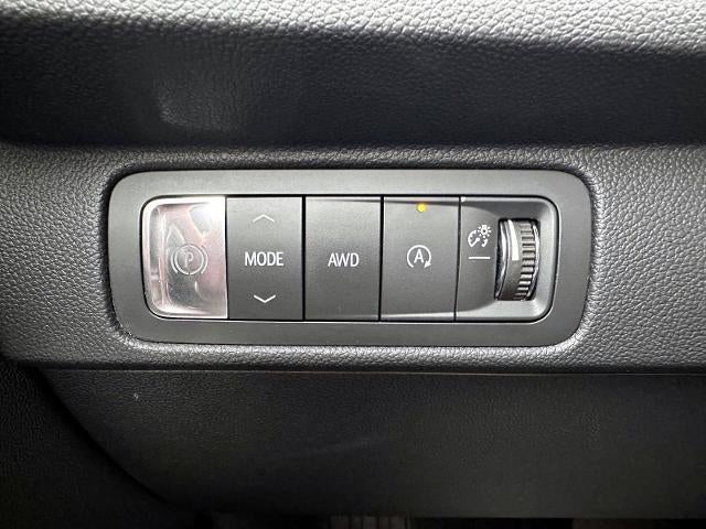 2024 Chevrolet Traverse LS