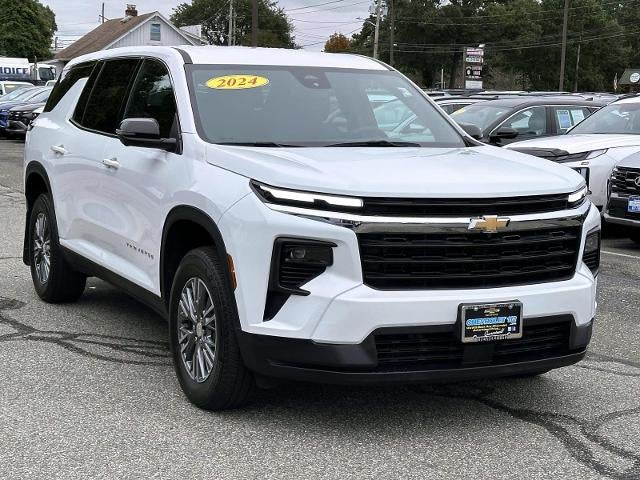 2024 Chevrolet Traverse LS