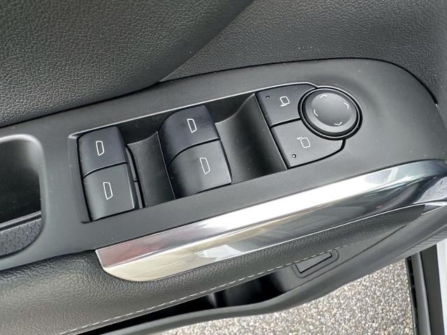2024 Chevrolet Traverse LS
