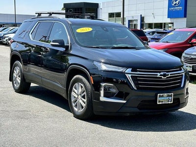 2023 Chevrolet Traverse LT Leather