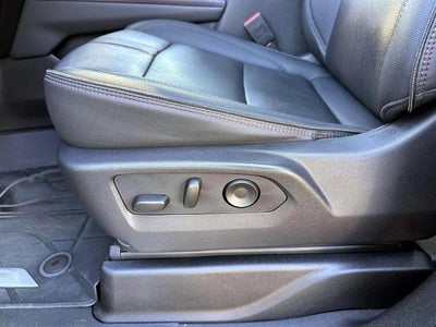 2025 Chevrolet Suburban RST