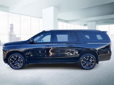 2025 Chevrolet Suburban RST