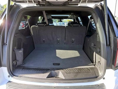 2022 Chevrolet Suburban LT