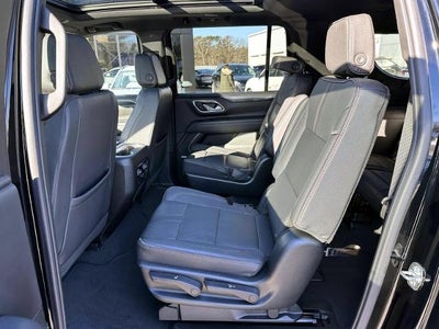 2023 Chevrolet Suburban RST