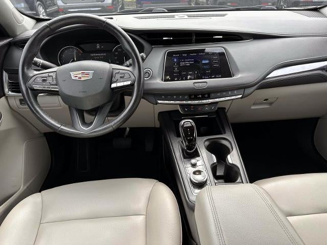 2022 Cadillac XT4 Luxury