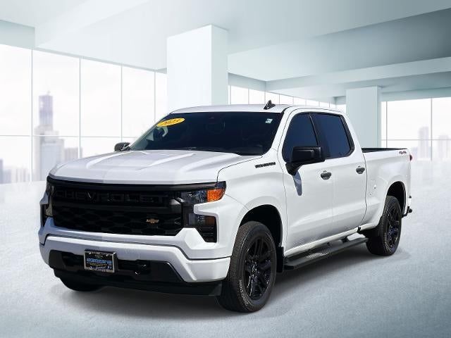 2023 Chevrolet Silverado 1500 Custom 4X4 Crew Cab Short Box's photo