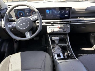 2025 Hyundai Tucson SE