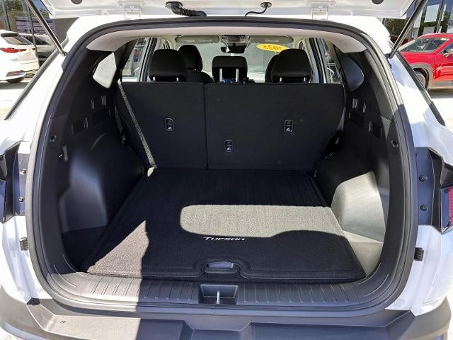 2025 Hyundai Tucson SE
