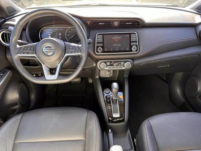2020 Nissan Kicks SR