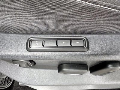 2023 Volkswagen Tiguan SEL R-Line