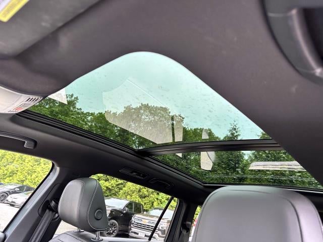 2023 Volkswagen Tiguan SEL R-Line