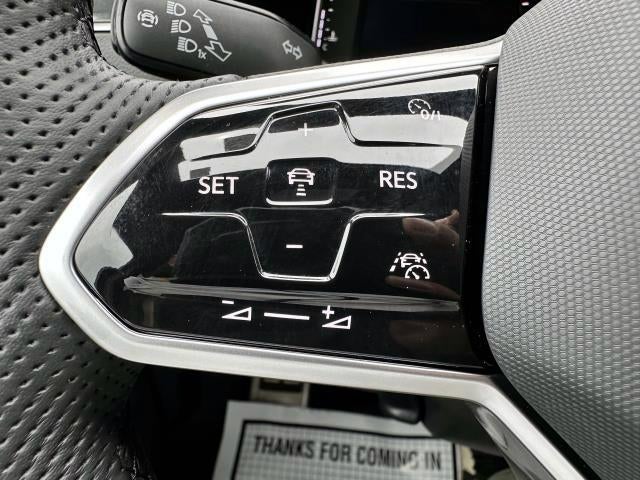 2023 Volkswagen Tiguan SEL R-Line