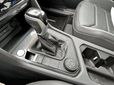 2023 Volkswagen Tiguan SEL R-Line