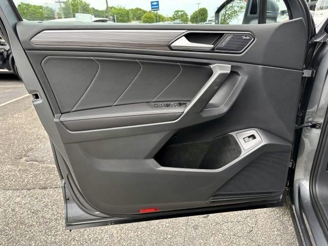 2023 Volkswagen Tiguan SEL R-Line