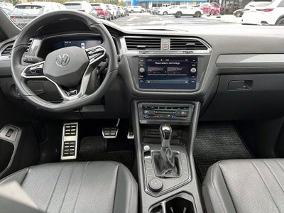 2022 Volkswagen Tiguan SE R-Line Black