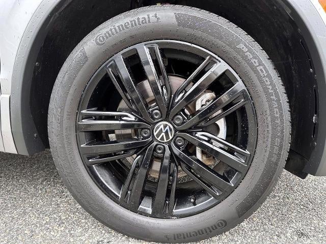 2022 Volkswagen Tiguan SE R-Line Black