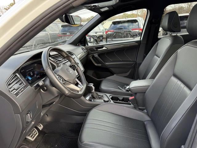 2023 Volkswagen Tiguan SE R-Line Black
