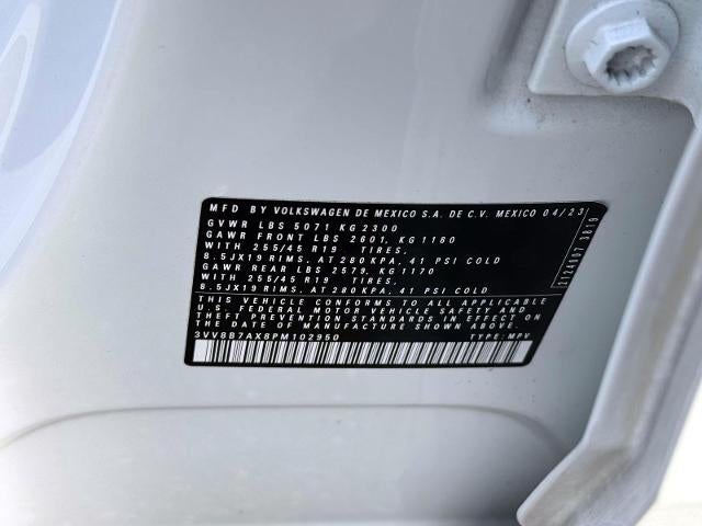 2023 Volkswagen Tiguan SE R-Line Black