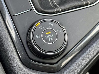 2023 Volkswagen Tiguan SE R-Line Black