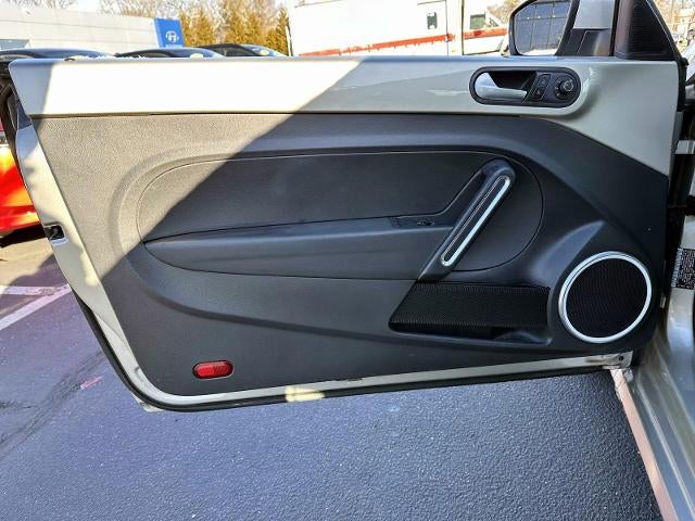 2016 Volkswagen Beetle Convertible 1.8T S