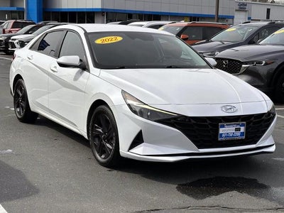 2022 Hyundai Elantra SEL