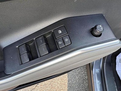 2020 Toyota Highlander L