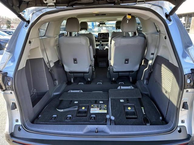 2022 Toyota Sienna XLE