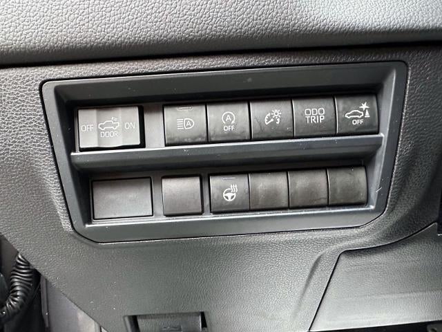 2025 Toyota Tundra 4WD SR5