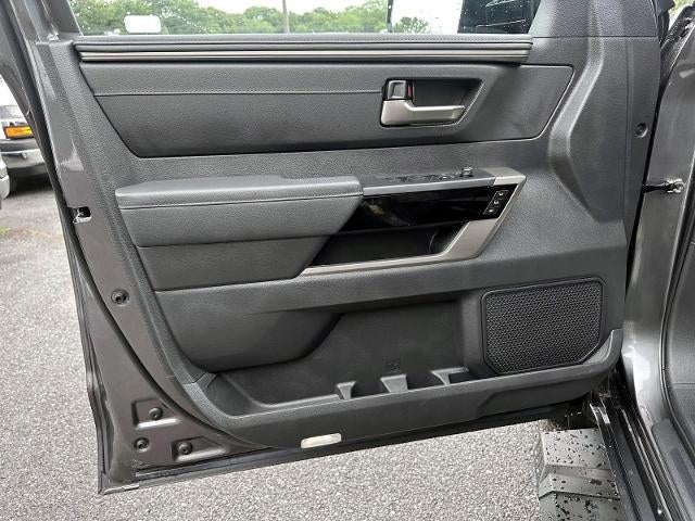 2025 Toyota Tundra 4WD SR5