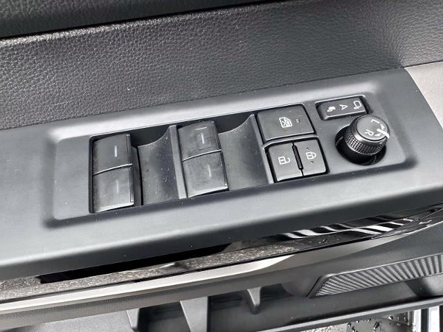 2025 Toyota Tundra 4WD SR5