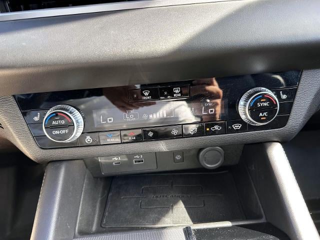 2024 Mitsubishi Outlander SEL
