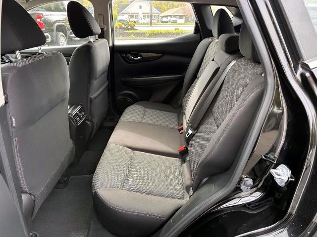 2017 Nissan Rogue Sport SV