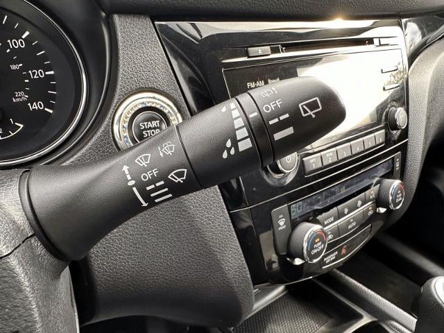 2017 Nissan Rogue Sport SV
