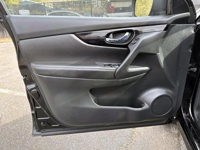 2017 Nissan Rogue Sport SV