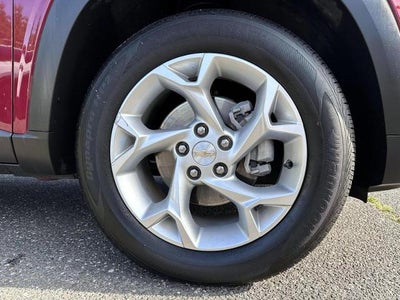 2025 Chevrolet Trax LS