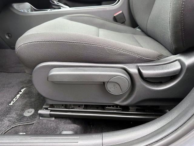 2024 Hyundai Kona SE