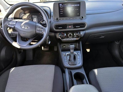 2023 Hyundai Kona SE