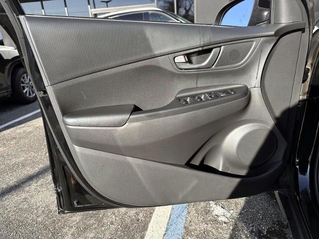 2023 Hyundai Kona SE